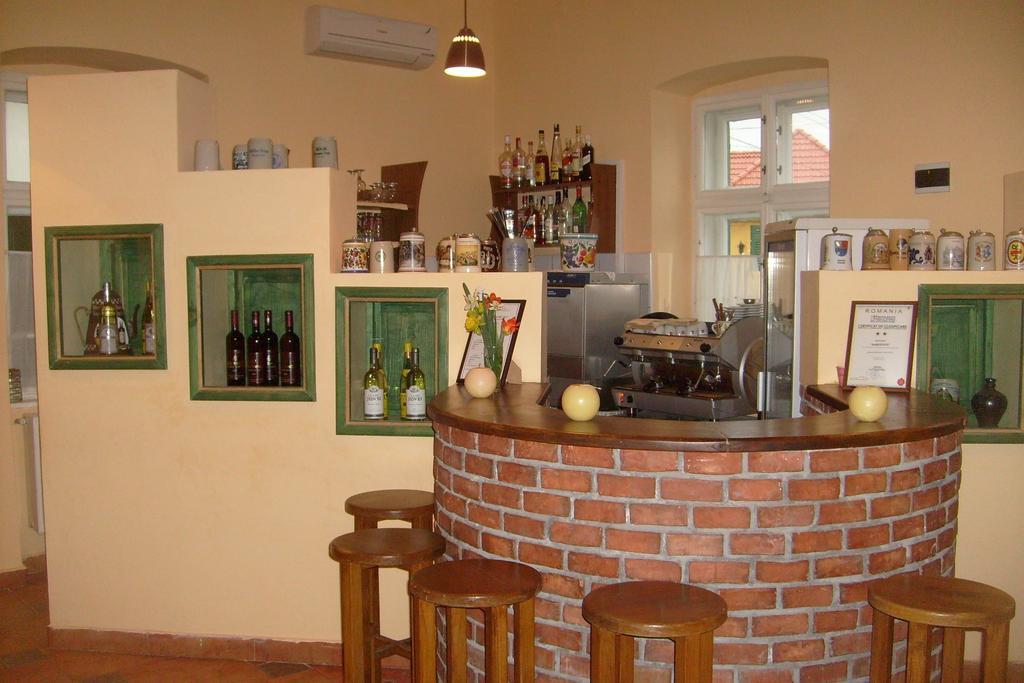 Pensiunea Sub Cetate Cisnădie Esterno foto
